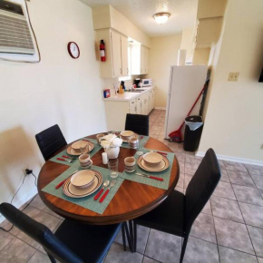 1 BR APT w/ the Essentials#12, 15 mins to Ft Hood, Copperas Cove